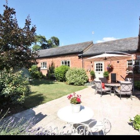 Stunning Barn Private Hot Tub Malvern & Worcester Sleeps 6 Esterno foto
